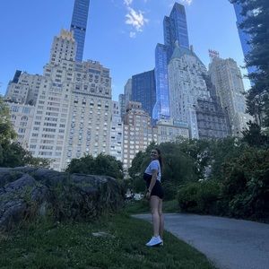 Meet your Posher, Eliza